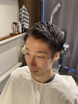 ルアナ(Luana) 定番ツーブロック