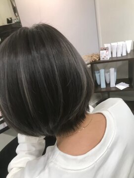 ライズ バイ レボ 柏店(RISE by REVO) ボブ/カーキグレージュ/大人かわいい/フェザーバング