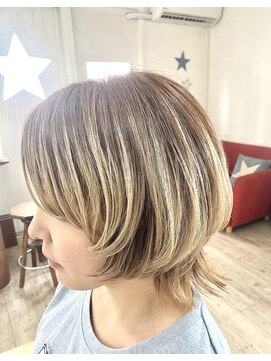 ハウディ(Howdy) マッシュウルフ