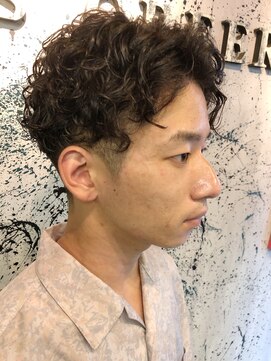 オーパスクリエ (OPUS CREER) メンズスパイラル×センターパート！！