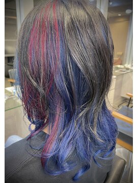 キャラ シャローネ 池袋(Chara Chalone) 資生堂カラーミューズ/インナーグラデーション/ウルフカット