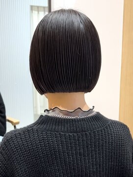 ラフ 新宿(Laff) 新宿 ボブ ミニボブ ショート 前下がりボブ 切りっぱなしボブ