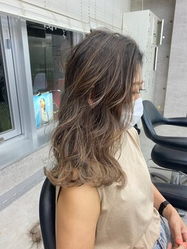 イキ 表参道(iki omotesando) 大人ガーリー/モード/チョコレート[表参道駅]