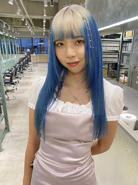 ロジ(loji) 顔まわりデザイン×ホワイトブルー