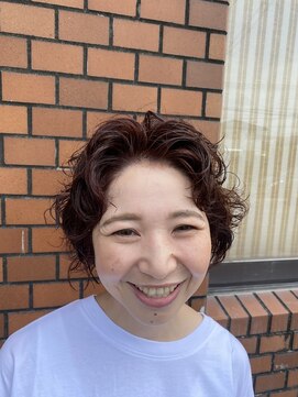 ベルフェミン ココニール(Belle femin coconeel) ランダムパーマ