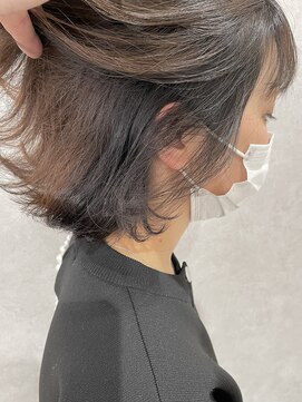 イト(ito) インナーダークシルバー外ハネくびれボブ～糸ito～HIRO