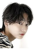 韓国ヘアニュアンスパーマカルマセンターパートコンマヘアウルフ