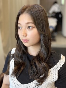 ヘアーサロン ノルテ(Hair Salon NORTE) 顔周りレイヤーで韓国っぽさが可愛いオリーブカラー