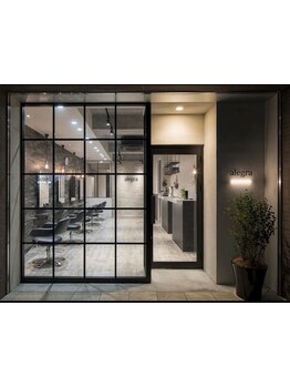 [平井駅徒歩3分]大人の美髪にこだわり抜いたサロンで、30代からの美髪を実現します！