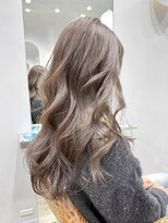 ティエラ 原宿 表参道(Tierra) 原宿表参道柔らかな艶と透明感がかわいい!チャコールグレージュ