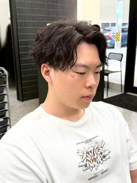 ソレイユ バイ アルフレッド(SOLEIL by alfRed) ツイストスパイラル センターパート 緩め 黒髪