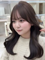 ビュー フクオカ(VIEW FUKUOKA)&nbsp;レイヤーカット/顔周りカット/オリーブベージュ