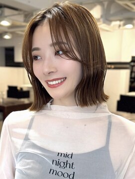 アビー(ABBEY) くびれボブレイヤーボブ顔まわりレイヤーミディアムボブボブ