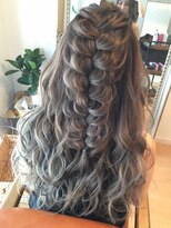 ラウレア 博多店(laulea)&nbsp;☆ふわふわ編み込みおろし☆