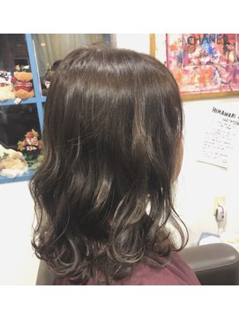 ヒマワリ(HIMAWARI) ベージュ 艶 透明感 抜け感