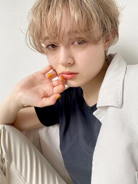 ルーム 烏丸(Room) ニュアンスウェーブショート