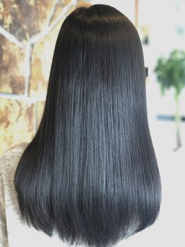 ヘアアートパーリオ 飾磨店(hair art PALIO)の写真/【カット+ストレート¥18000】TOKIOTrをたっぷり使った、ダメージレスで叶うストレートで好感度ＵＰ♪