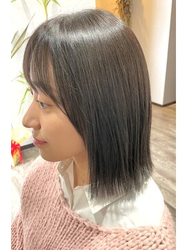 スカイ(SKY) 髪質改善　職場OK　暗髪ベージュ　透明感