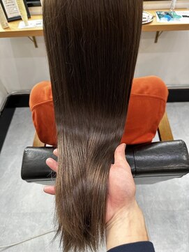 カリシア(CARICIA) カット+カラー+COTAプレミークトリーメン