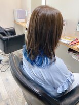 ムタヘアーサロン(MUTA hair salon) インナーカラーブルー