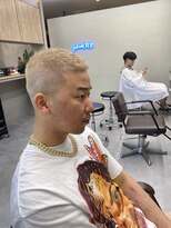 サロンド ココ(Salon de COCO)&nbsp;金髪フェードボウズ