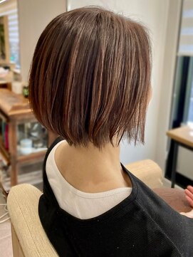 フリップビーアヴェダ(FLIP B AVEDA) 本八幡×市川×切りっぱなしボブ×オーガニックカラー×艶髪