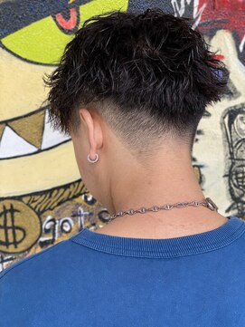 スウェル 柏店(Swell) ダークアッシュ/アッシュブラック/カルマパーマ/ベリーショート