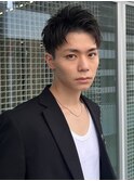 アップバングスパイキーショート