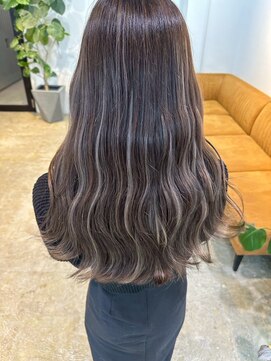 メリー オオサカ(Merly Osaka) ash brown highlight