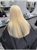 抜きっぱなしブロンドカラーハイトーンブリーチ
