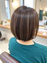 エイチ ヘアアンドメイク(eich hair&make)&nbsp;ツヤ感のあるシンプルボブ