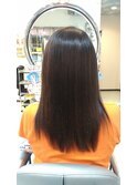 CM女王のようなキラ髪ストレート【羽村　縮毛矯正　髪質改善】
