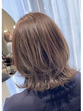 ストレータ バイ マリオ(Strata by mario) <宮本>くびれボブ×ショコラベージュ