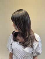 アンチェ(Anche)&nbsp;ロングのローレイヤースタイル