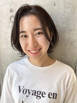 ラダ(Lada) ショートボブ 顔まわりレイヤー エアリー ミニボブ 20代30代40代
