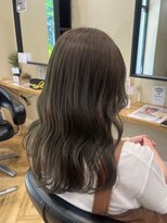 アルター(aL ter)&nbsp;オリーブベージュ［レイヤーカット/ウェットヘア］
