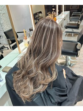 ブレンド 渋谷(BLend) 黒髪ボブルフネビージュ小顔ワンレンスペインカール