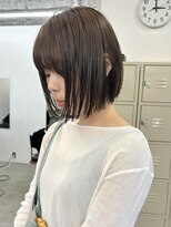 エルメ クラマエ(Elme)&nbsp;ブリーチなし透明感カラー×タイトボブ