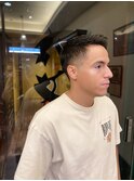 MEN'Sローミドルフェードbarberスタイル銀座カット