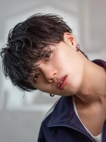 オーシャントーキョーオーバー 渋谷(OCEAN TOKYO OVER)&nbsp;韓国ヘアニュアンスコンマバングセンターパートフェザーパーマ