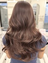 アマトウキョウスマートサロン(AMA TOKYO×Smart Salon) ヘーゼルベージュ ブリーチなし レイヤーカット 海外風