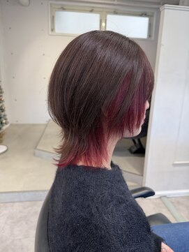 シーン(seen) ○インナーカラーウルフカットクラゲウルフ