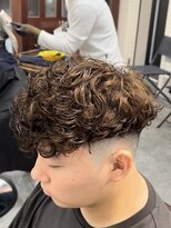 エラ(ELLA)&nbsp;スペインカール×ブリーチ無しアッシュブラウン