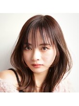 リー ルーチェ 布施(Lee Luce)