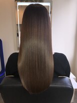 アールサロン アオヤマ(Rr SALON AOYAMA)&nbsp;プラチナミネコラストレート