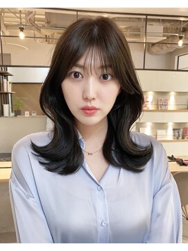 アイヴィ 表参道(IVY) 韓国風くびれヘア【田部井達朗】