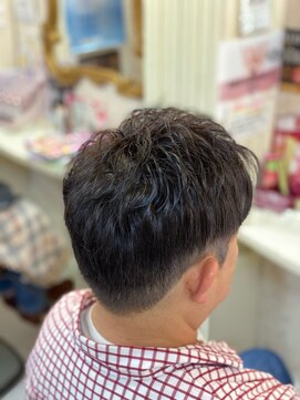 美容室 ティンカーベル メンズパーマ