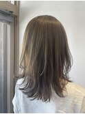 透明感ベージュ
