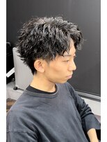 スキル(SKILL)&nbsp;【SKILL】ツーブロック刈り上げショートメンズパーマハイライト