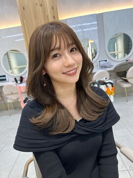 アフロートリノ(AFLOAT Leino) くびれヘア　レイヤーカット　顔まわりカット　顔周り似合わせ